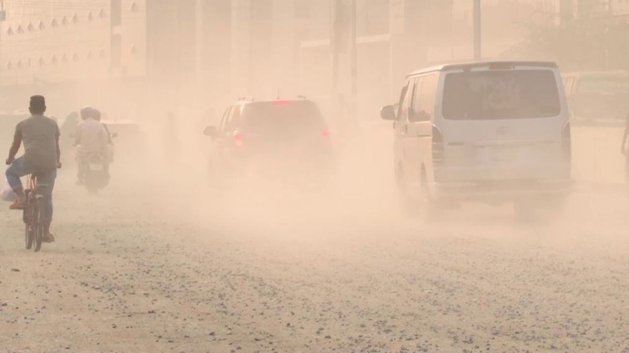 ঢাকার বাতাস আজ ‘অস্বাস্থ্যকর’